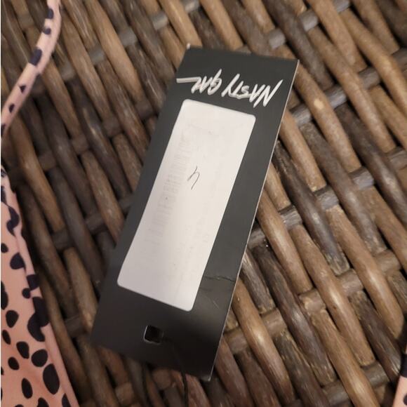 NWT Nasty Gal Animal Print String Bikini Top 6 Triangle Bralette Minimalist Y2K - Picture 8 of 9